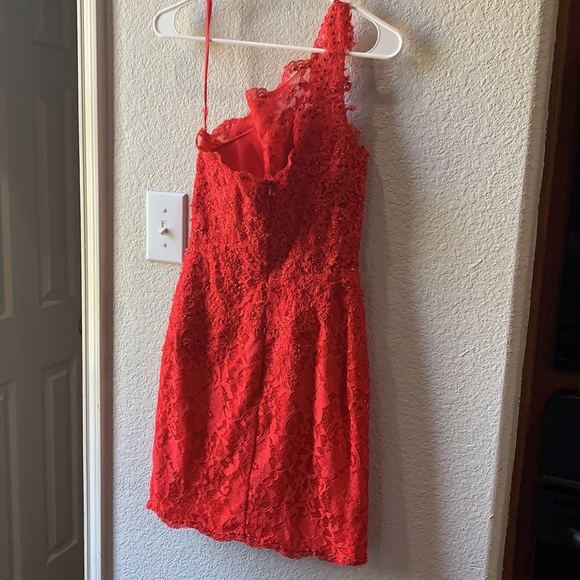 Mori Lee red rhinestone lace cocktail one shoulder dress. Size 3/4 - Picture 4 of 10